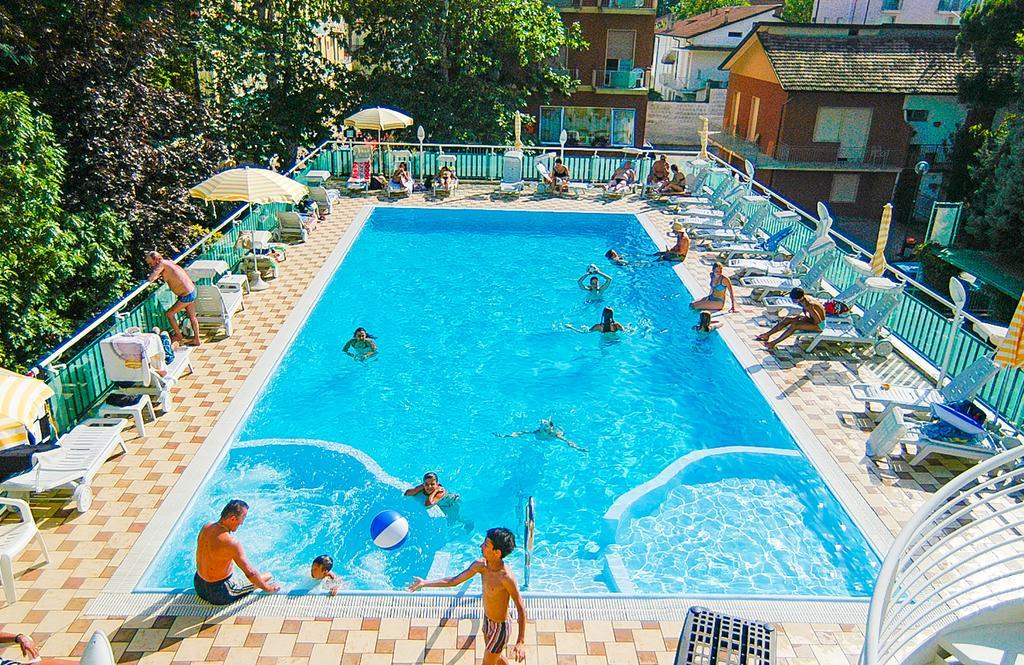 Hotel Santa Martina 维拉玛丽娜 外观 照片